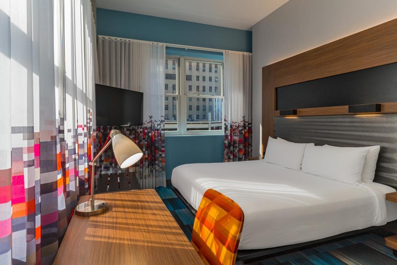Aloft Houston Downtown Hotel Bagian luar foto