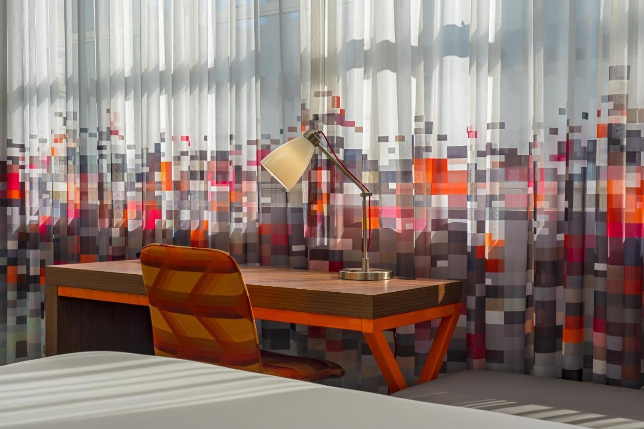 Aloft Houston Downtown Hotel Bagian luar foto